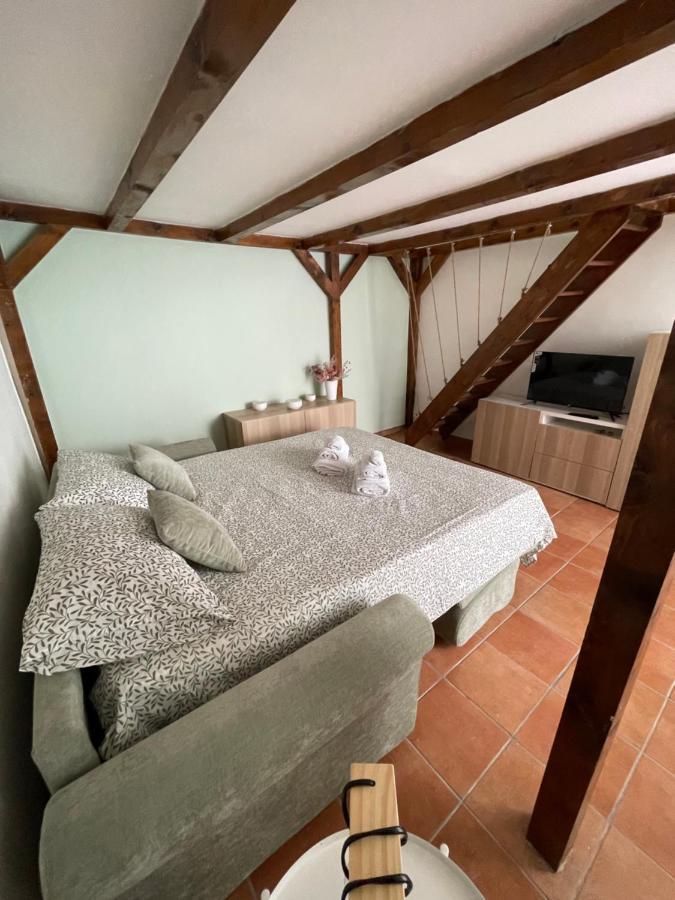 Апартаменты La Casa Di Santa' Неаполь Экстерьер фото